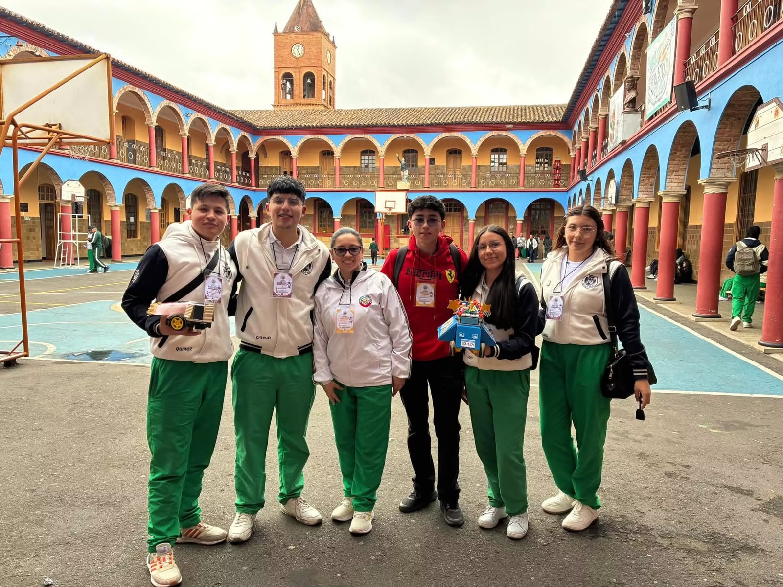 Estudiantes del Colegio de Boyacá obtienen el primer lugar en Concurso Nacional de Robótica